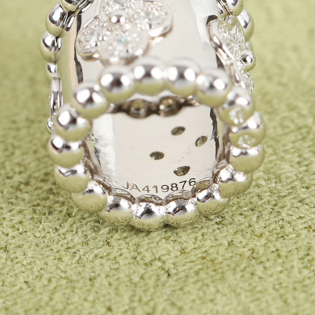 VCNS042 18k white gold/rose gold Perlee Pendant Necklace - ccjewelryacc