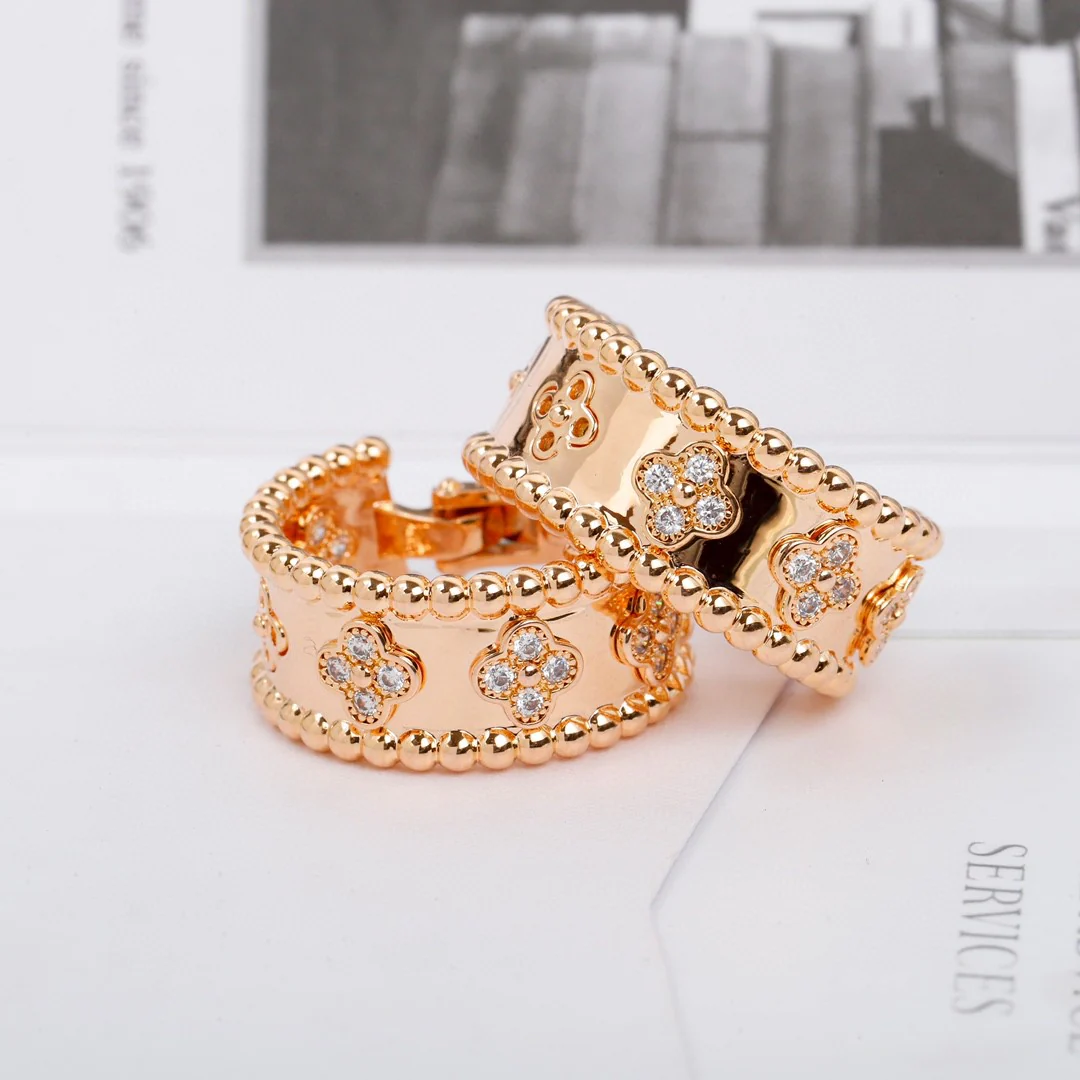 VCES001 S925 Sterling Silver and diamond Perlee clovers hook Earring clip - ccjewelryacc