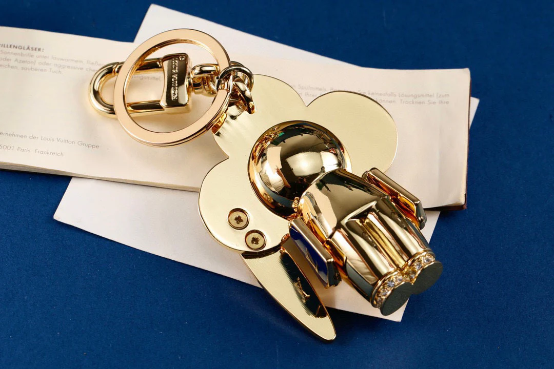 Luxury designer Keychain LVK025 - ccjewelryacc