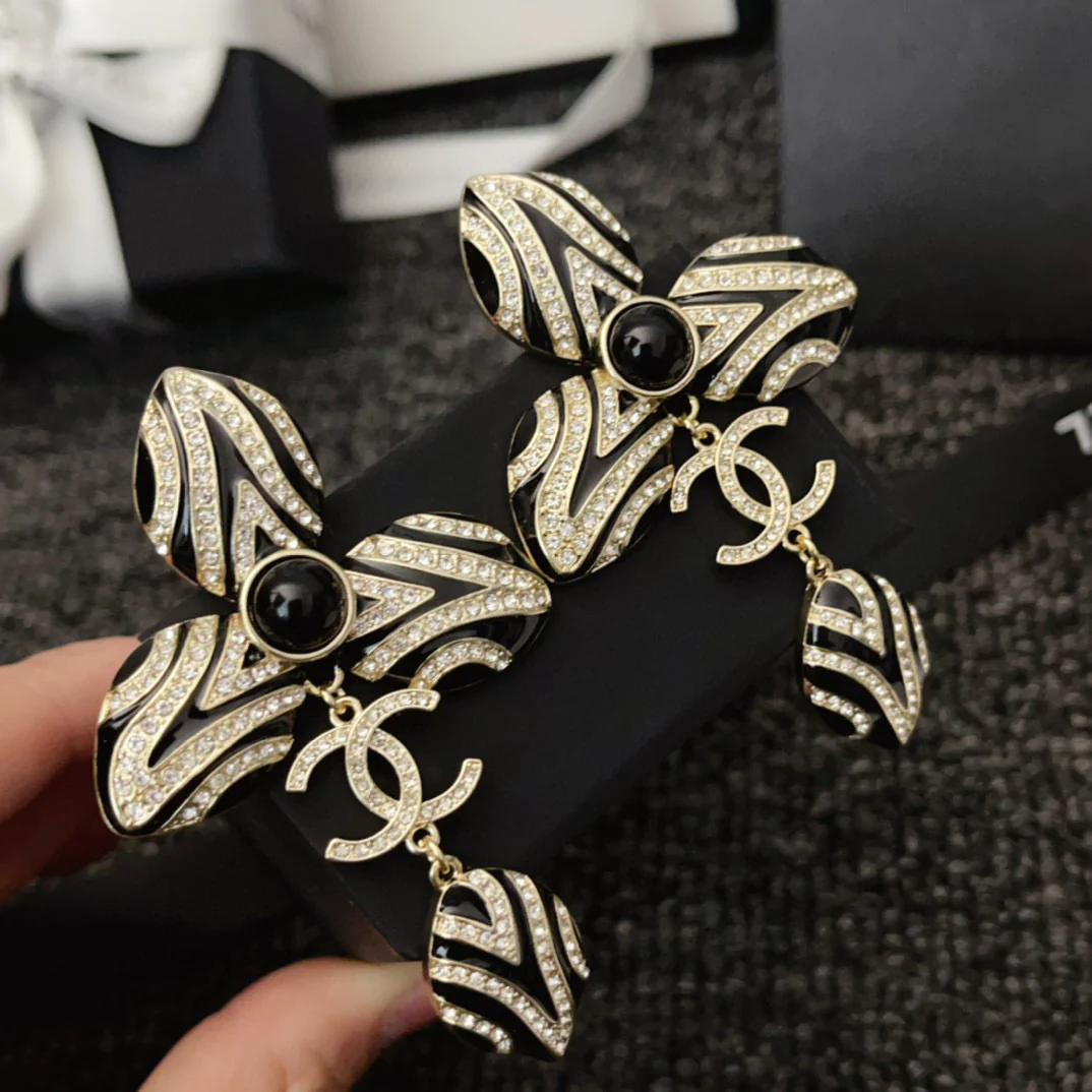 CCE031 Chanel enamel flower petal drop earring - ccjewelryacc