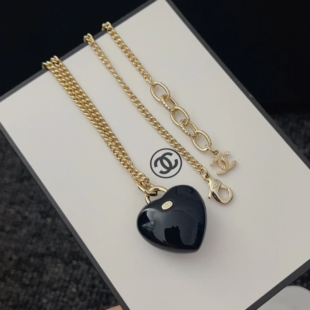 CCN006 CC Black Heart Necklace - ccjewelryacc
