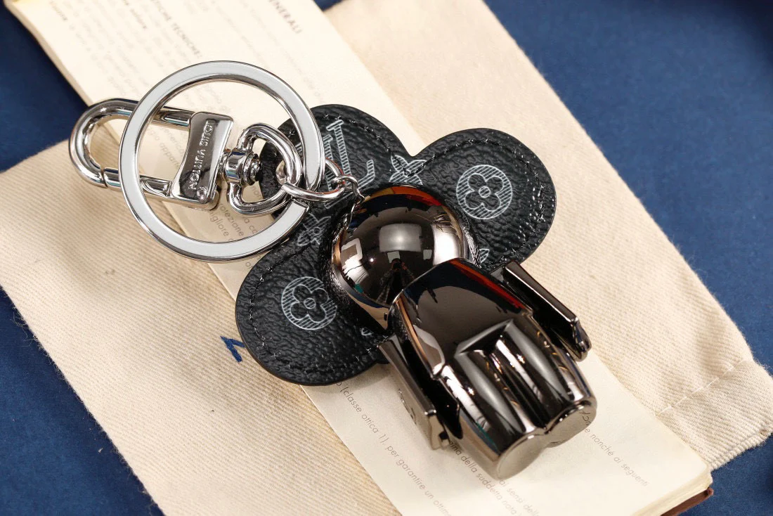 Luxury designer Keychain LVK023 - ccjewelryacc