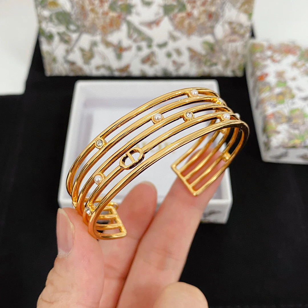 CDS096 High Quality Bracelet for Women - ccjewelryacc