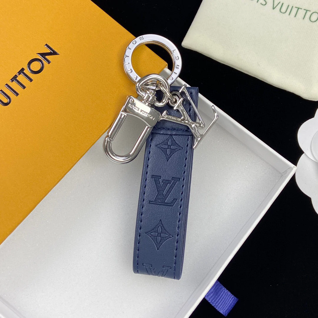 Luxury designer Keychain LVK038 - ccjewelryacc