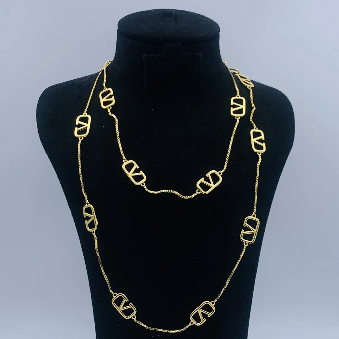 VTN042 Valentino Garavani Vlogo Signatur Long chain sweater necklace - ccjewelryacc