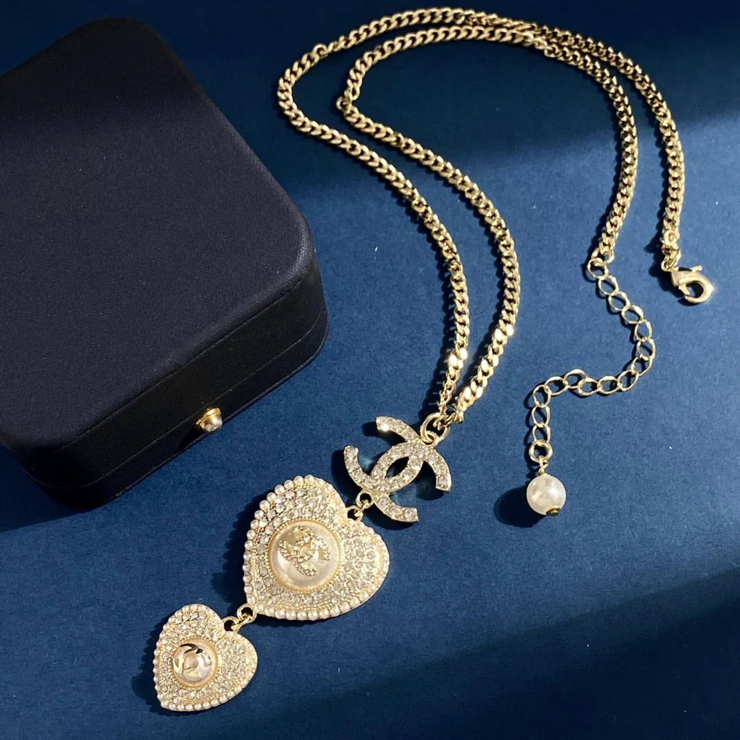 CCN171 chanel heart necklace - ccjewelryacc