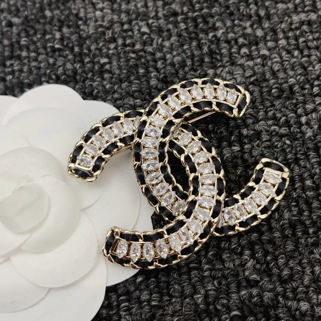 BCB036 Metal leater Rhinestone CC brooch - ccjewelryacc