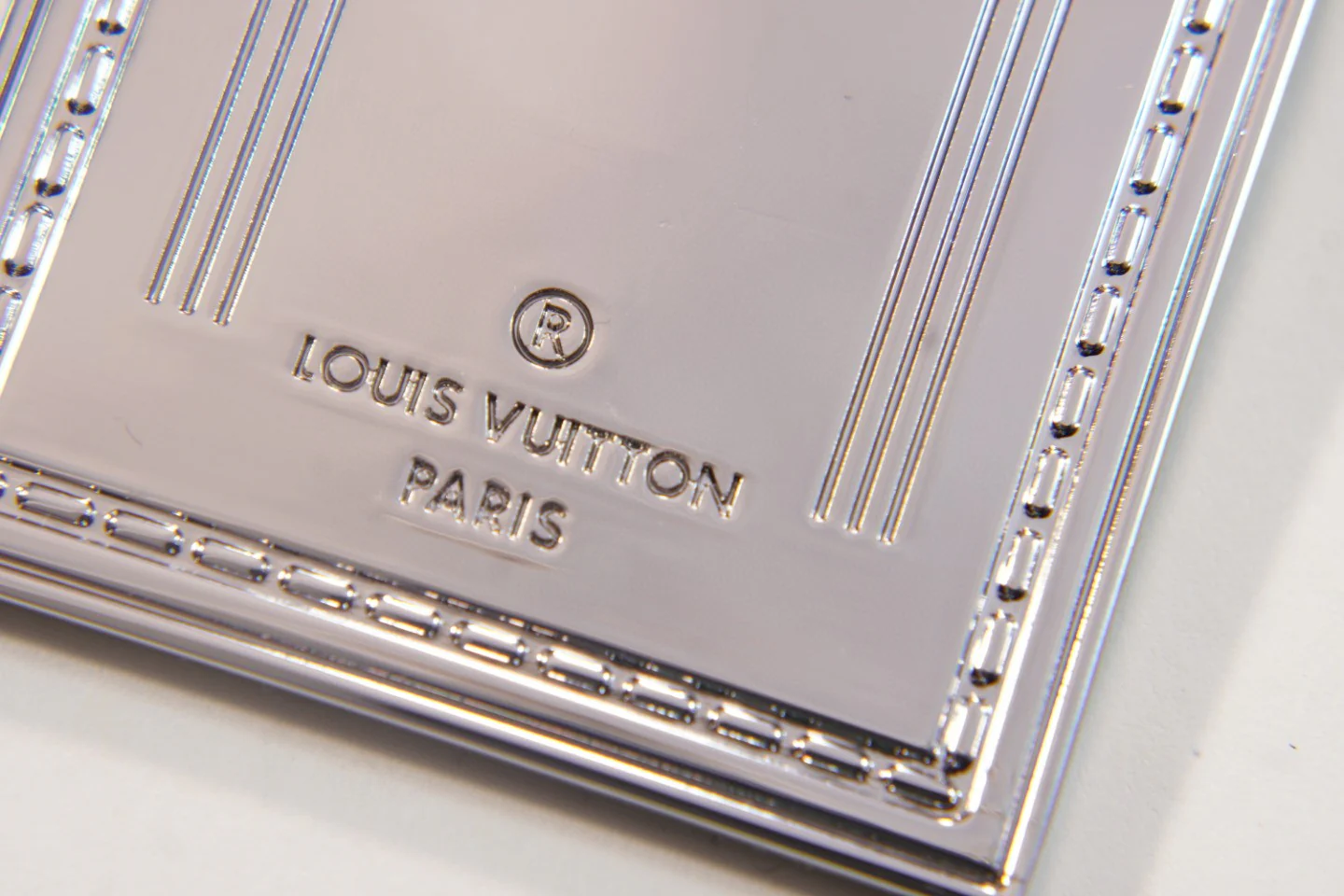 Luxury designer Chromatic Keychain LVK061 - ccjewelryacc