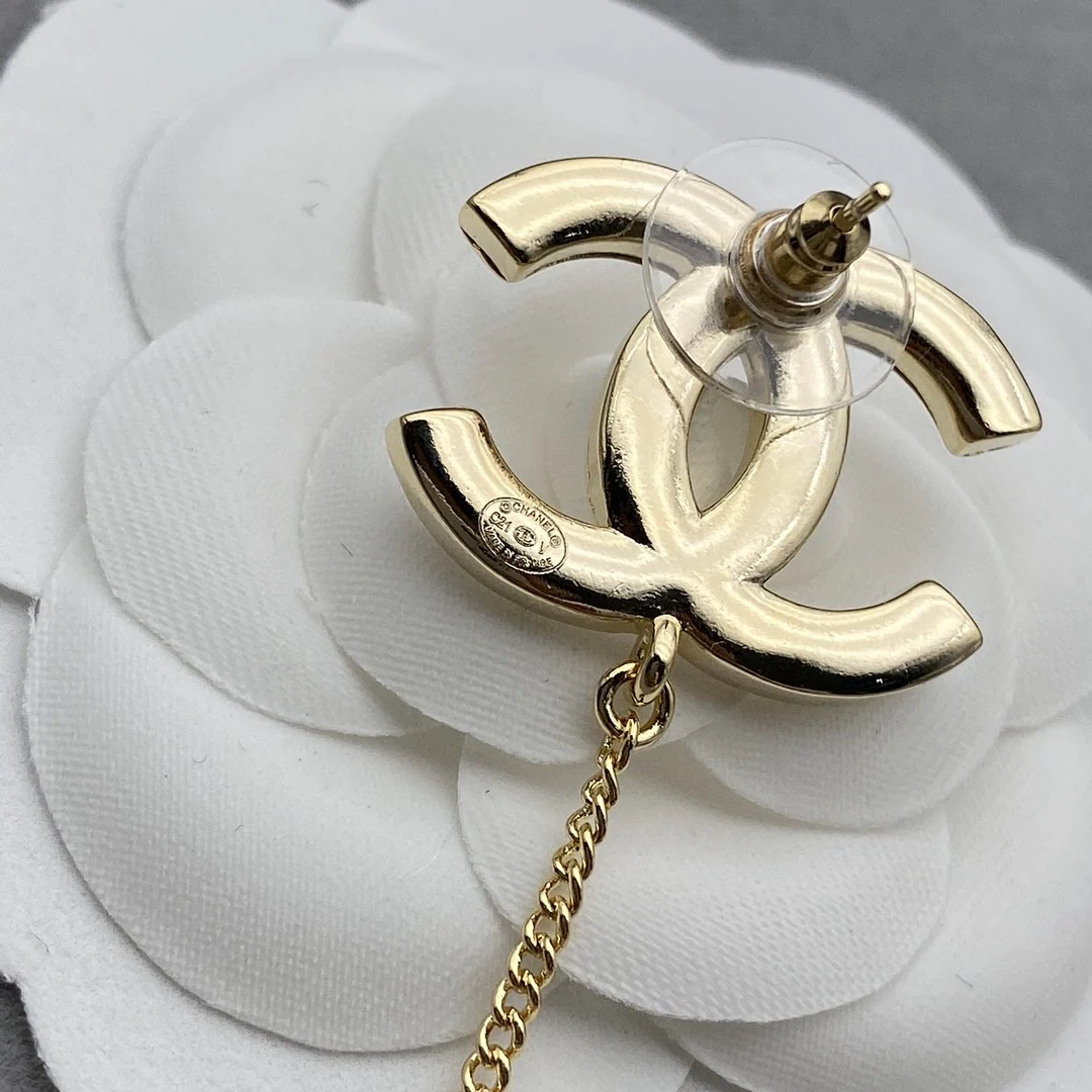 CCE489 Top Quality CC Stud earring With clip (1pcs) - ccjewelryacc