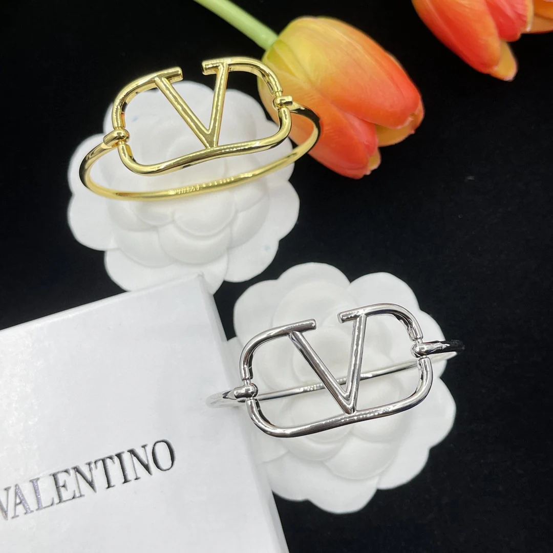 VTS001 Vlogo bangle bracelet - ccjewelryacc
