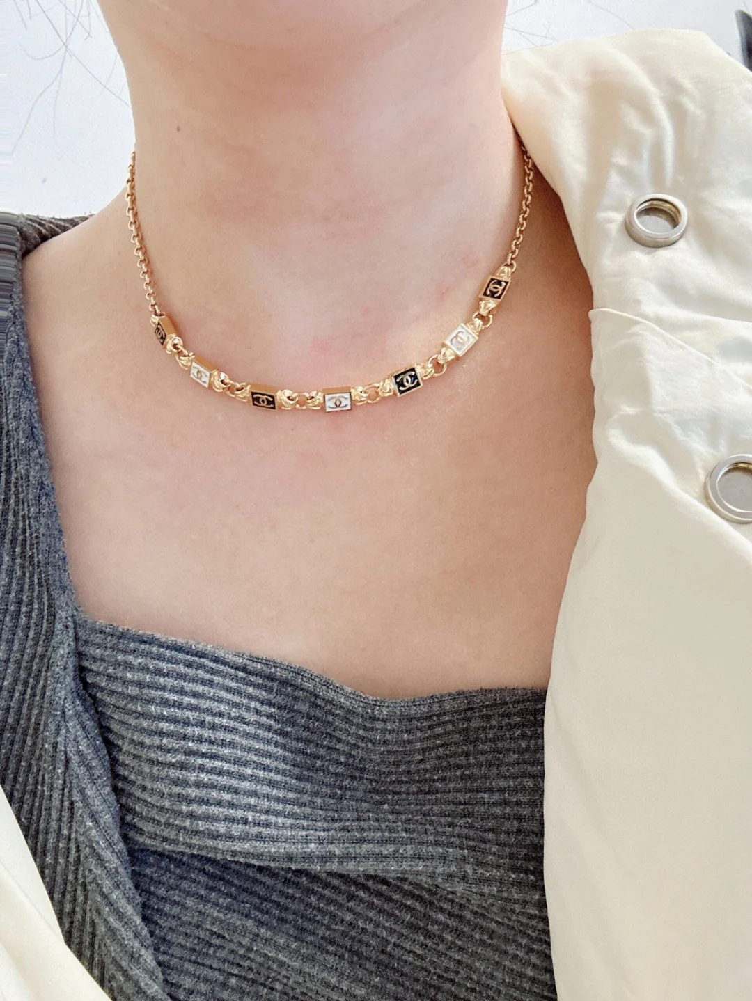 CCN023 CC Vintage 24p black and white enamel square choker necklace - ccjewelryacc