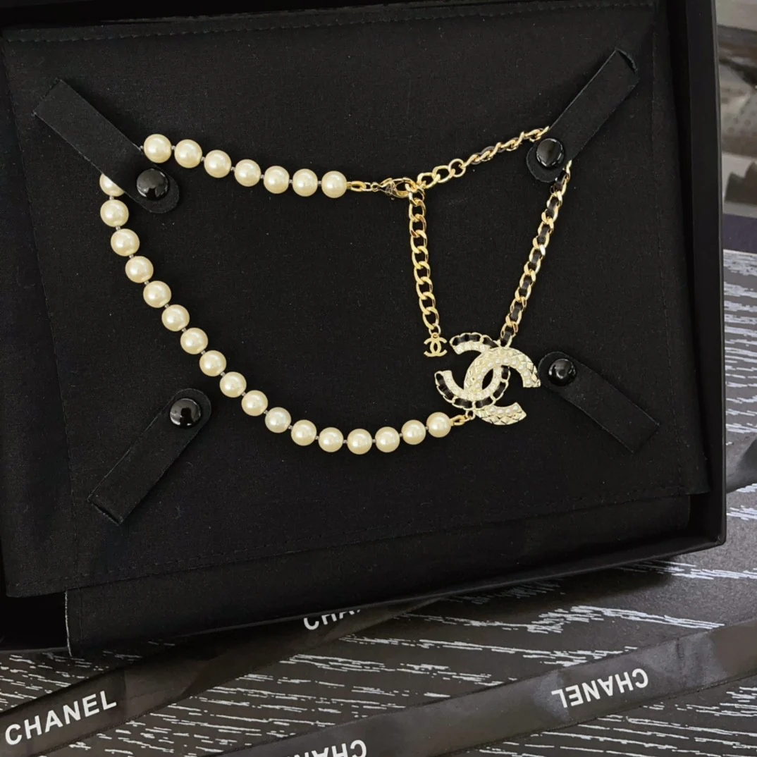CCN017 Chanel Peal Choker Necklace For Women - ccjewelryacc