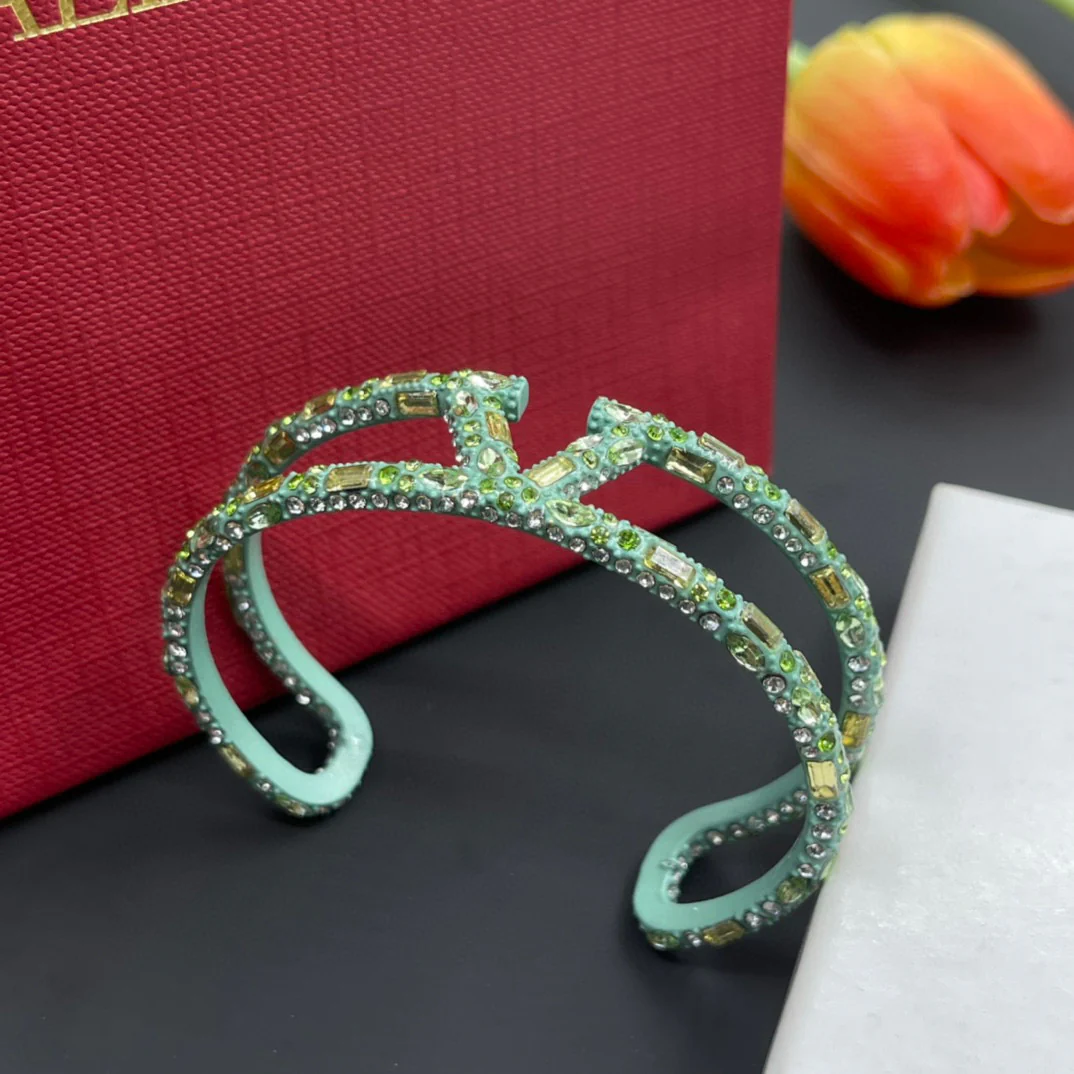 VTS006 vlogo bangle bracelet - ccjewelryacc