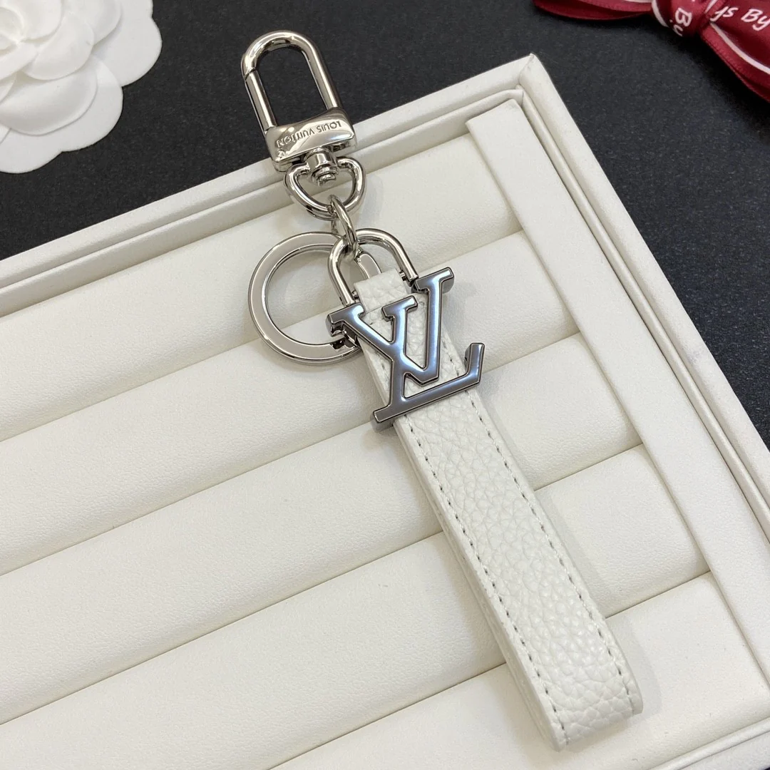 Luxury designer Keychain LVK003 - ccjewelryacc