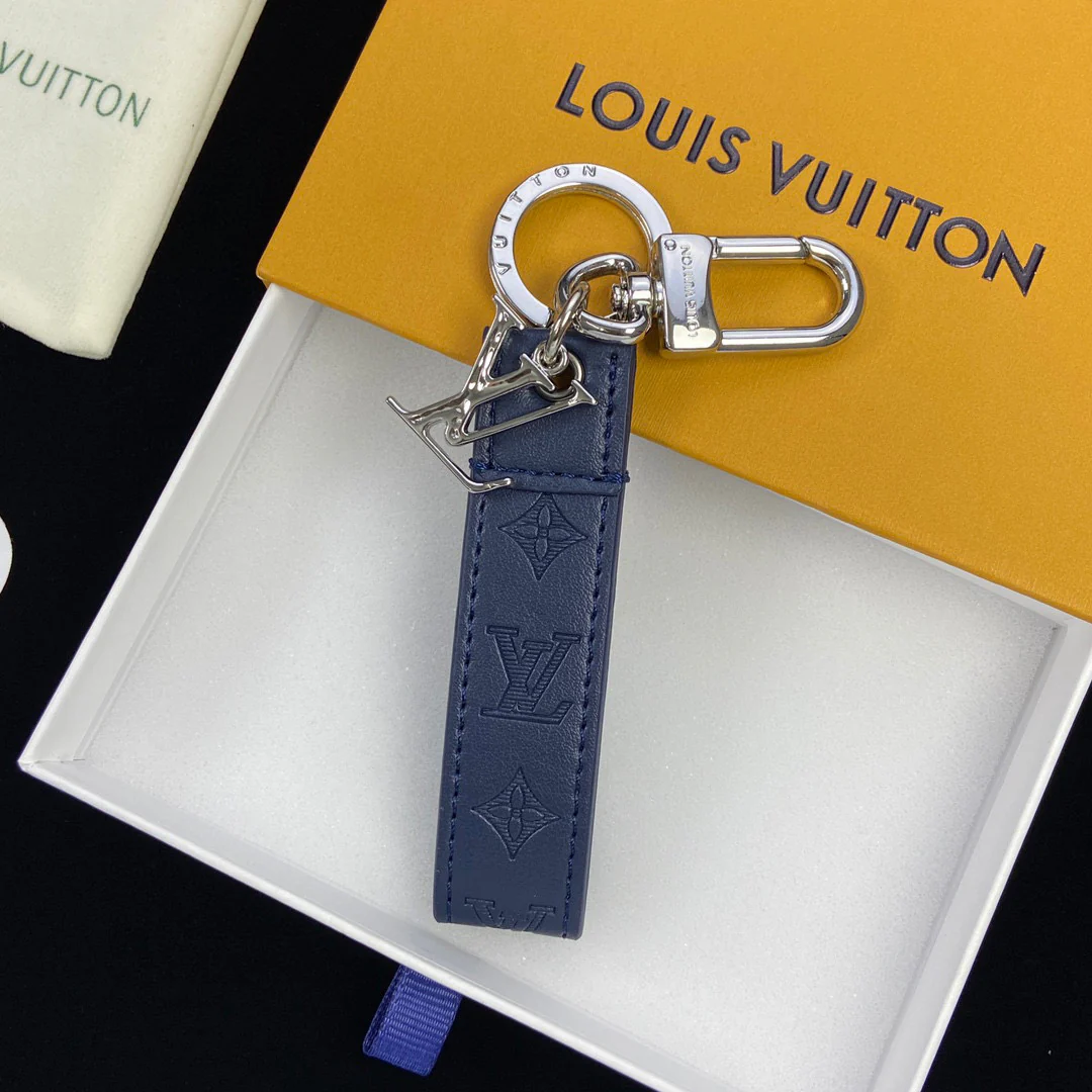 Luxury designer Keychain LVK038 - ccjewelryacc