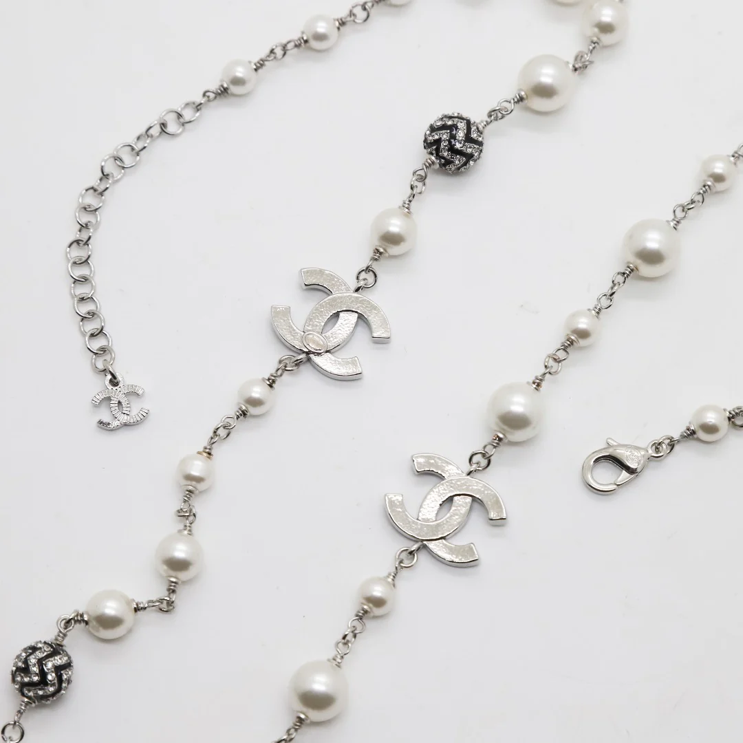 CCL227 Enamel cc logo Pearl sweater chain Long necklace - ccjewelryacc