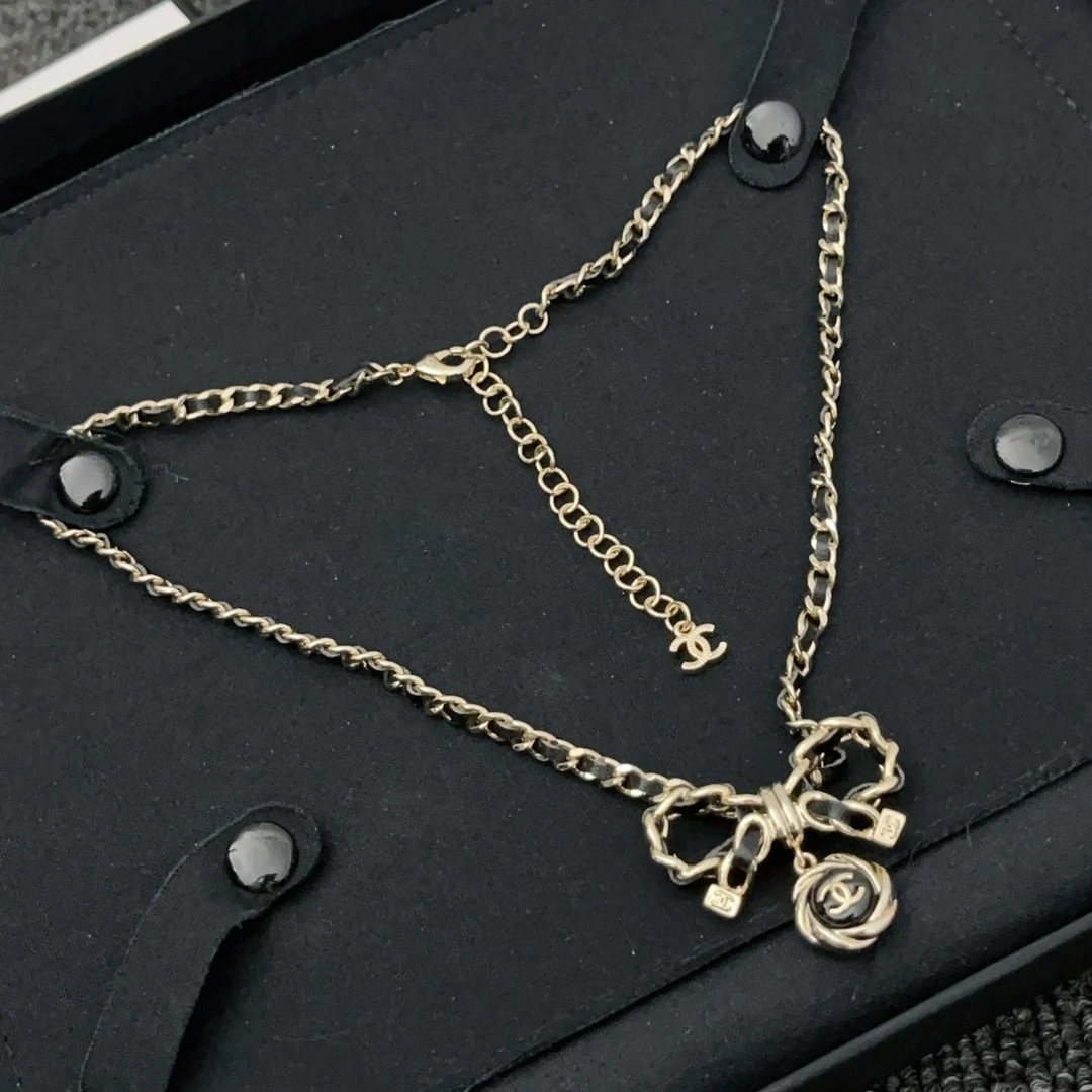 CCN040 Chanel metal leater chain bow necklace - ccjewelryacc