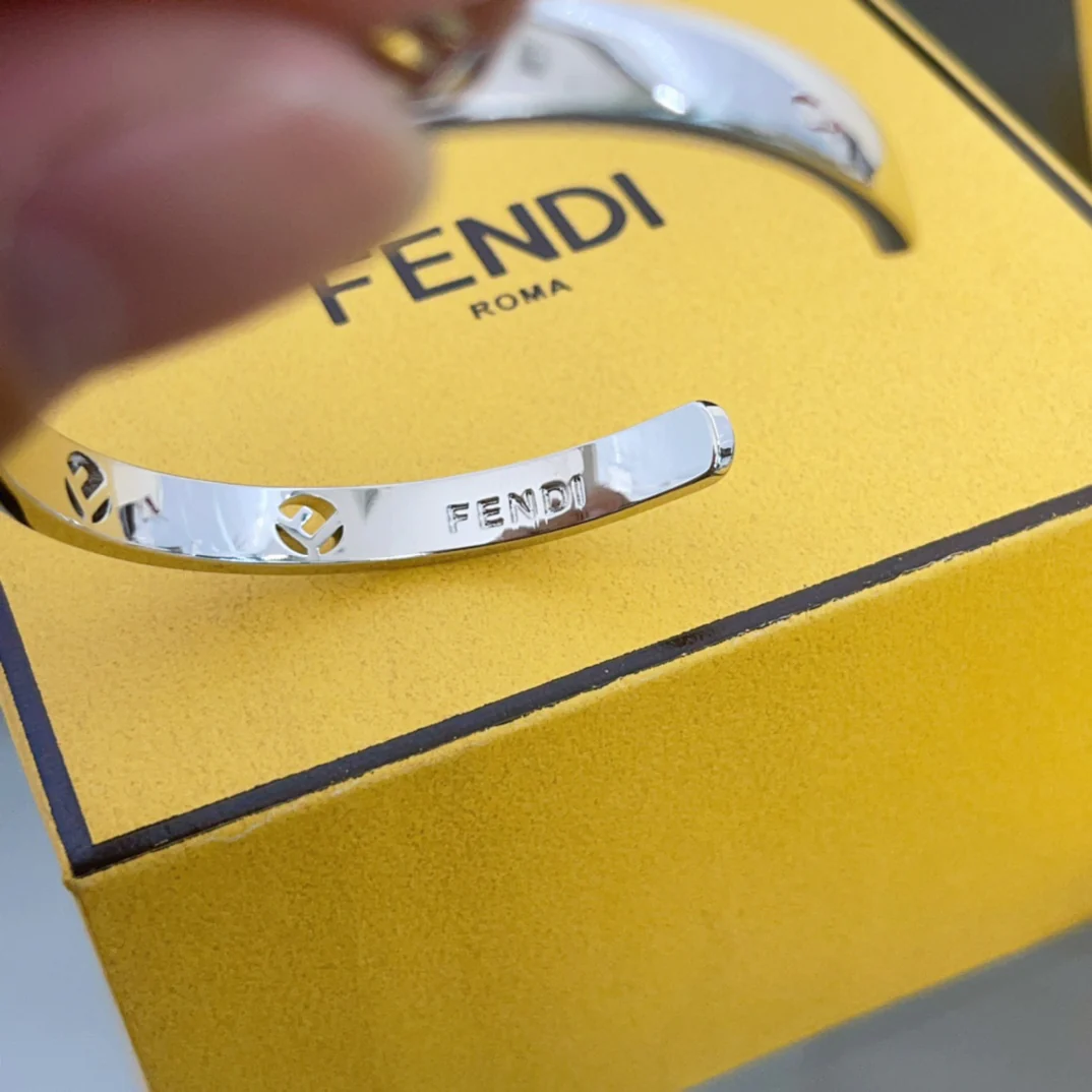 FDS007 F Is  bangle Bracelet - ccjewelryacc