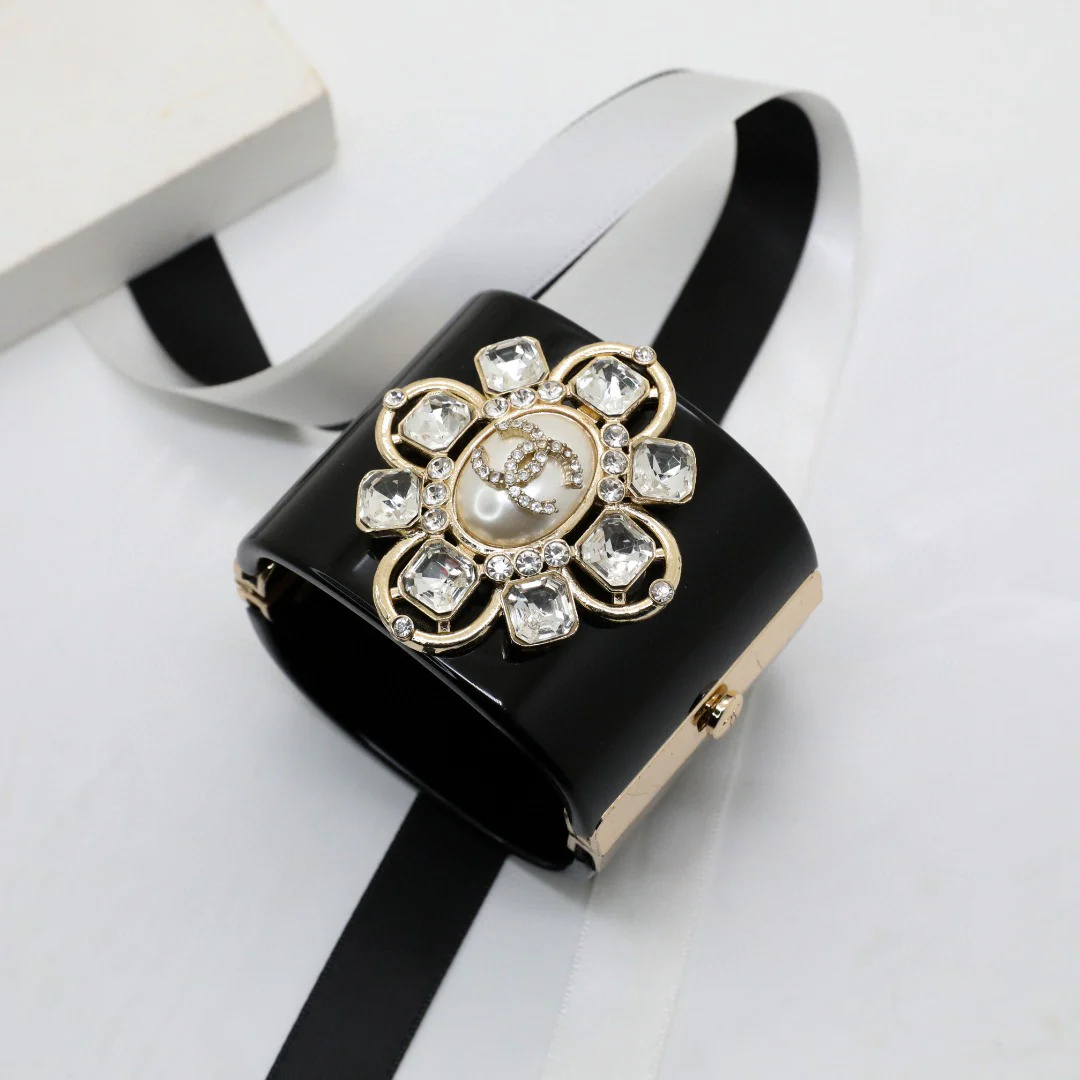 CCS060 CC acrylic cuff bracelet - ccjewelryacc