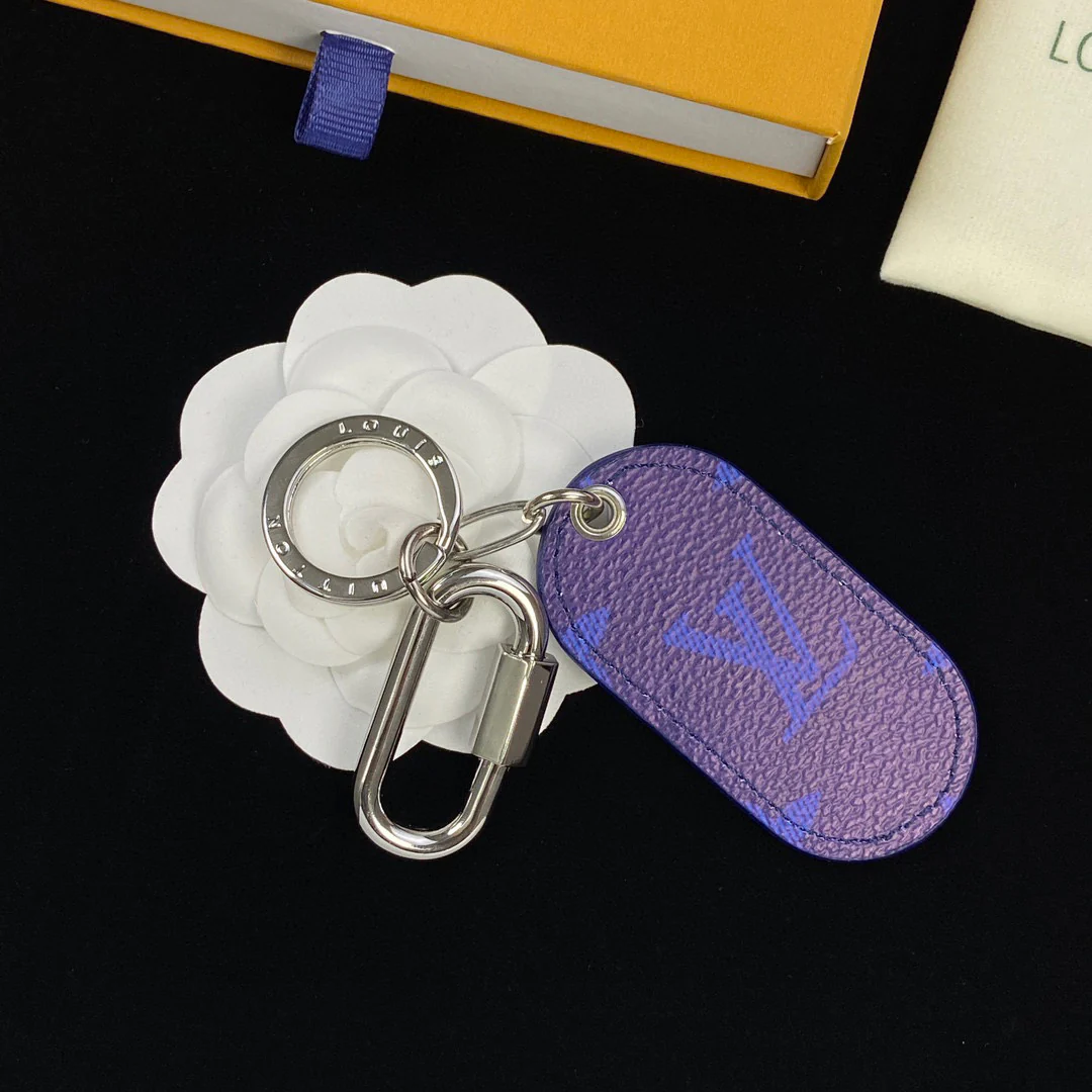 Luxury designer Keychain LVK039 - ccjewelryacc