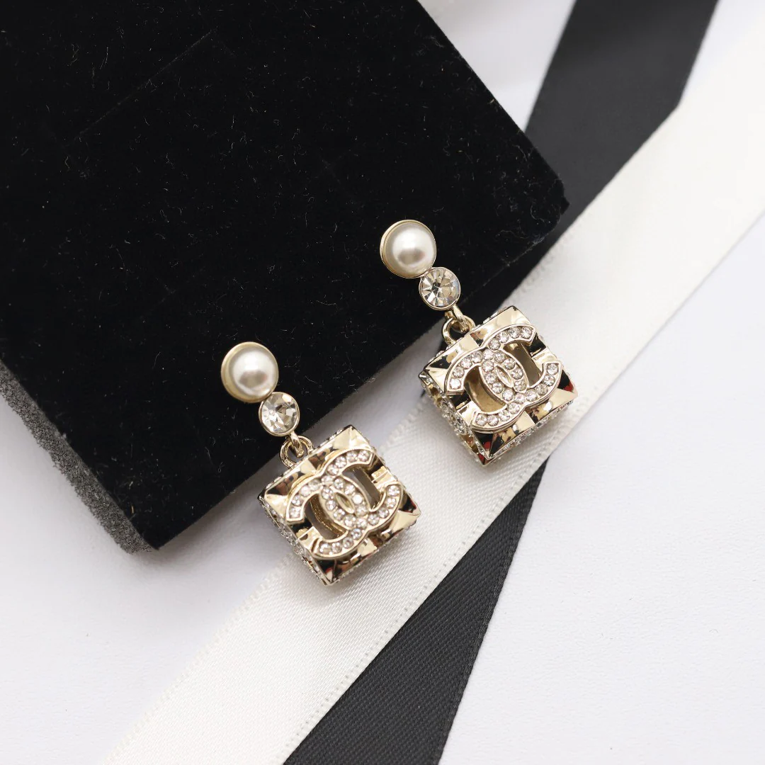 CCE096 Chanel Pearl hollow block rhinestone pendant earrings - ccjewelryacc