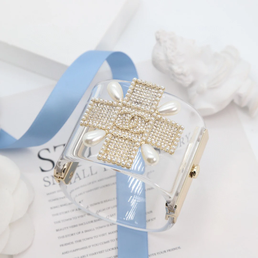 CCS077 Chanel large acrylic bracelet - ccjewelryacc