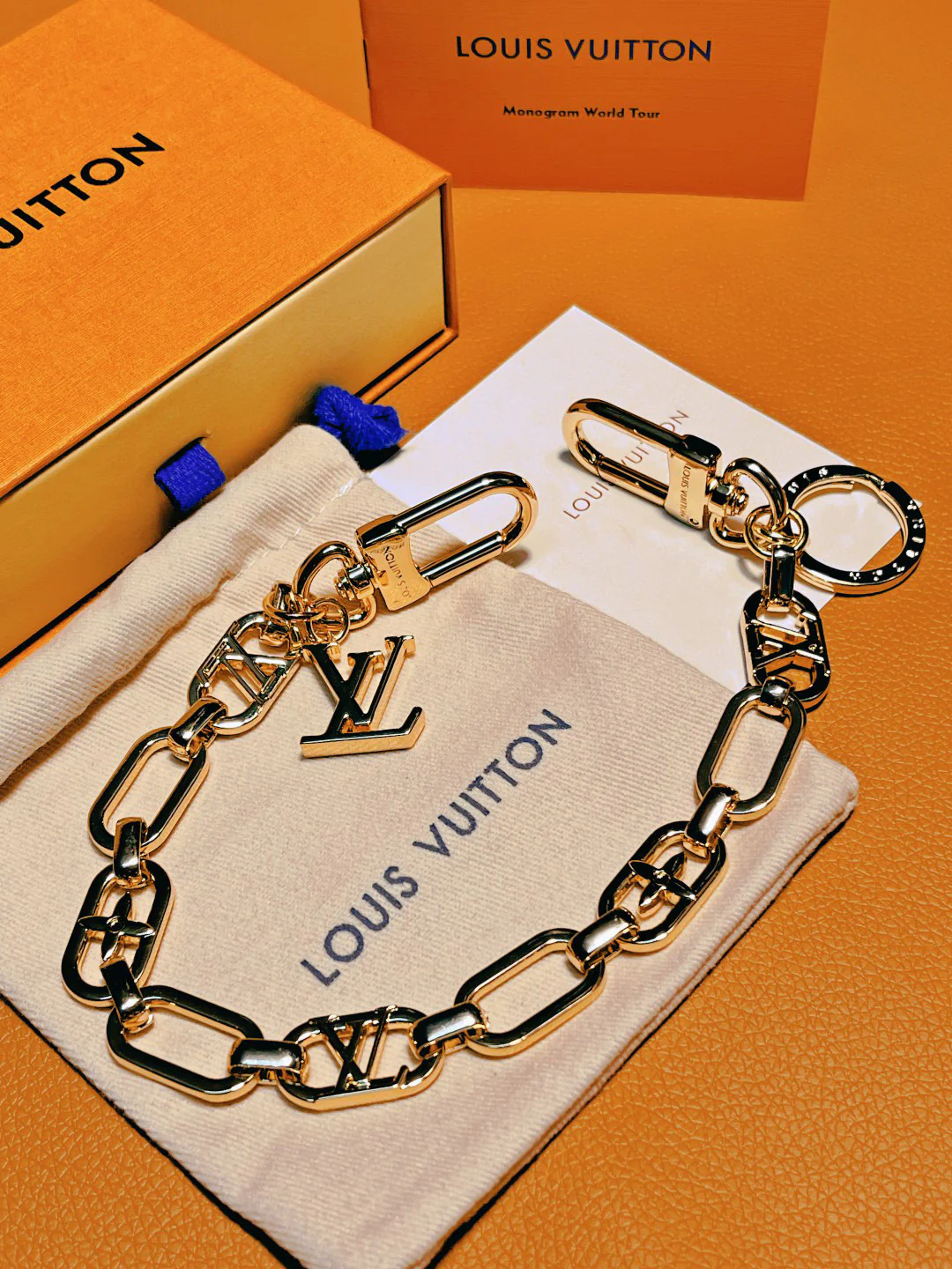 LVK101 Luxury designer Chromatic Keychain M00878 - ccjewelryacc