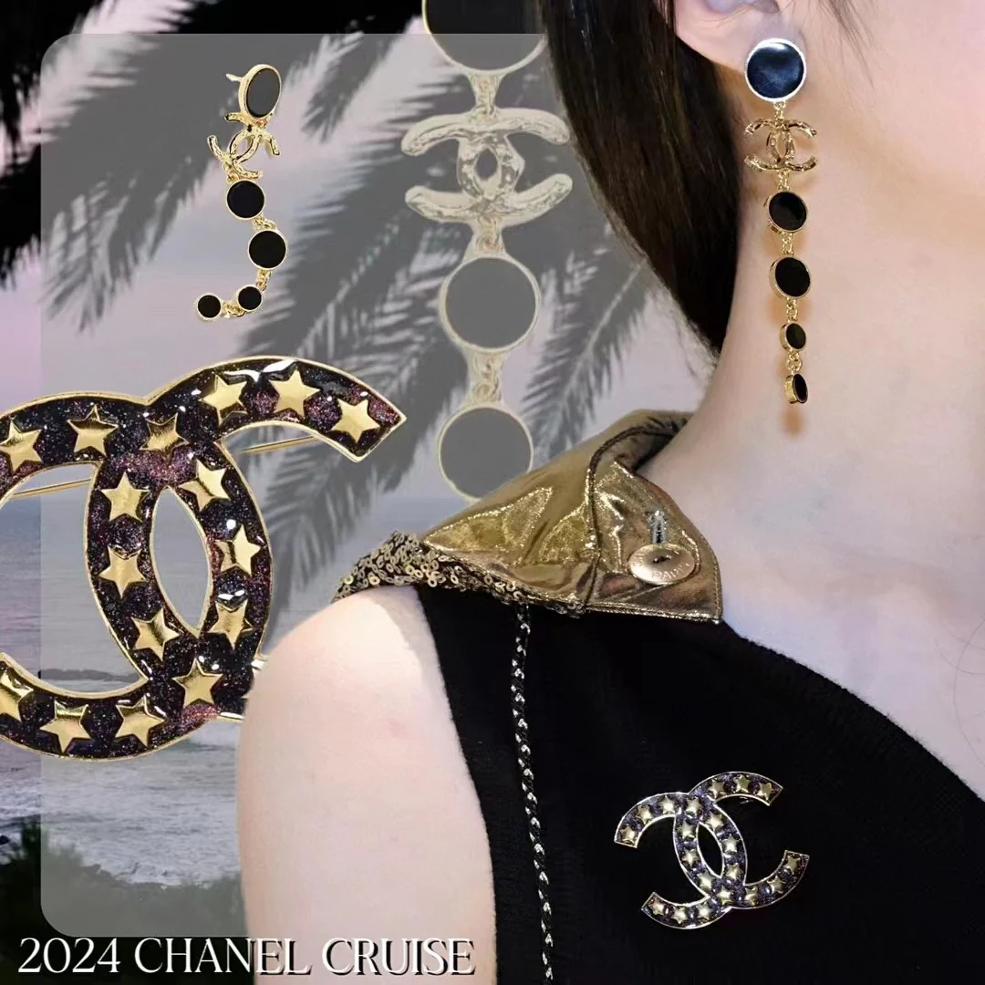 CCE500 Black enamel CC logo drop earring - ccjewelryacc