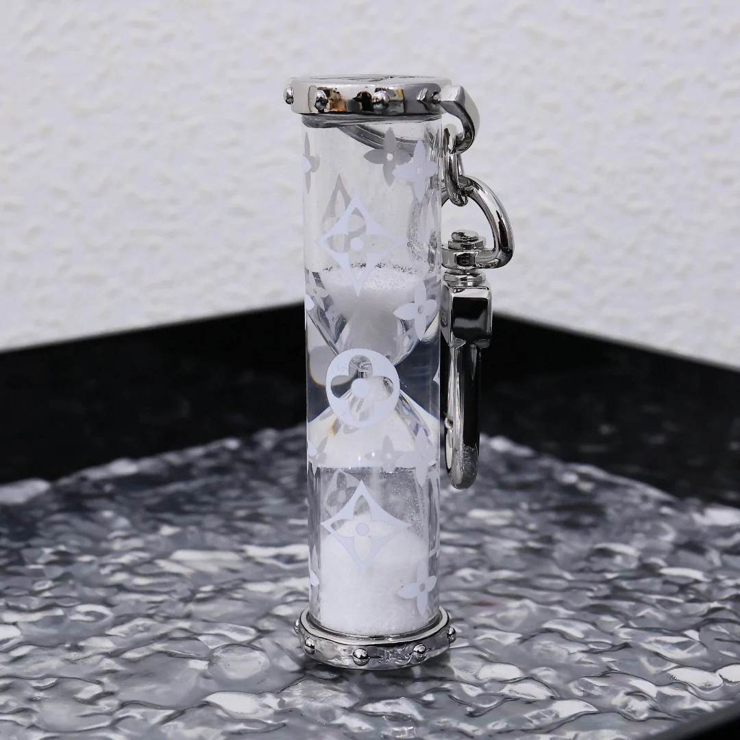 LVK096 Luxury designer Chromatic Keychain - ccjewelryacc