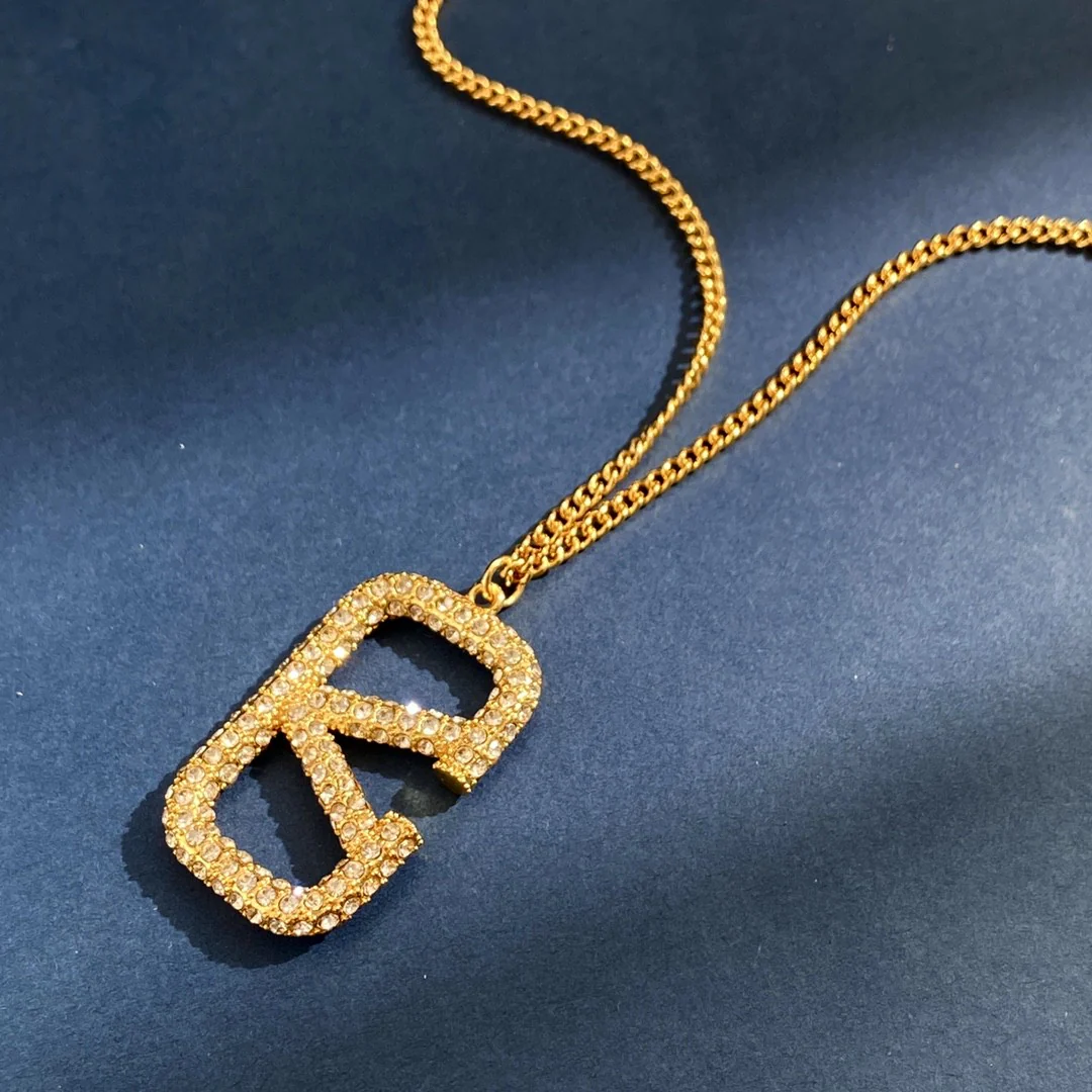 VTN008 Valentino Garavani VLogo Signature Pendant Necklace - ccjewelryacc