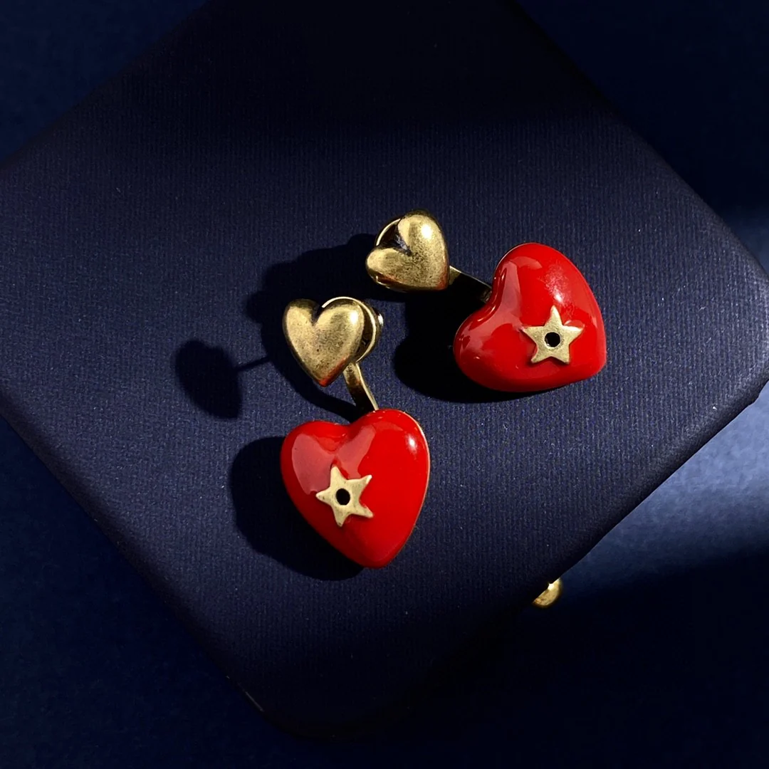 CDN311 High Quality Designer CD Red Heart Pendant Necklace for Women - ccjewelryacc