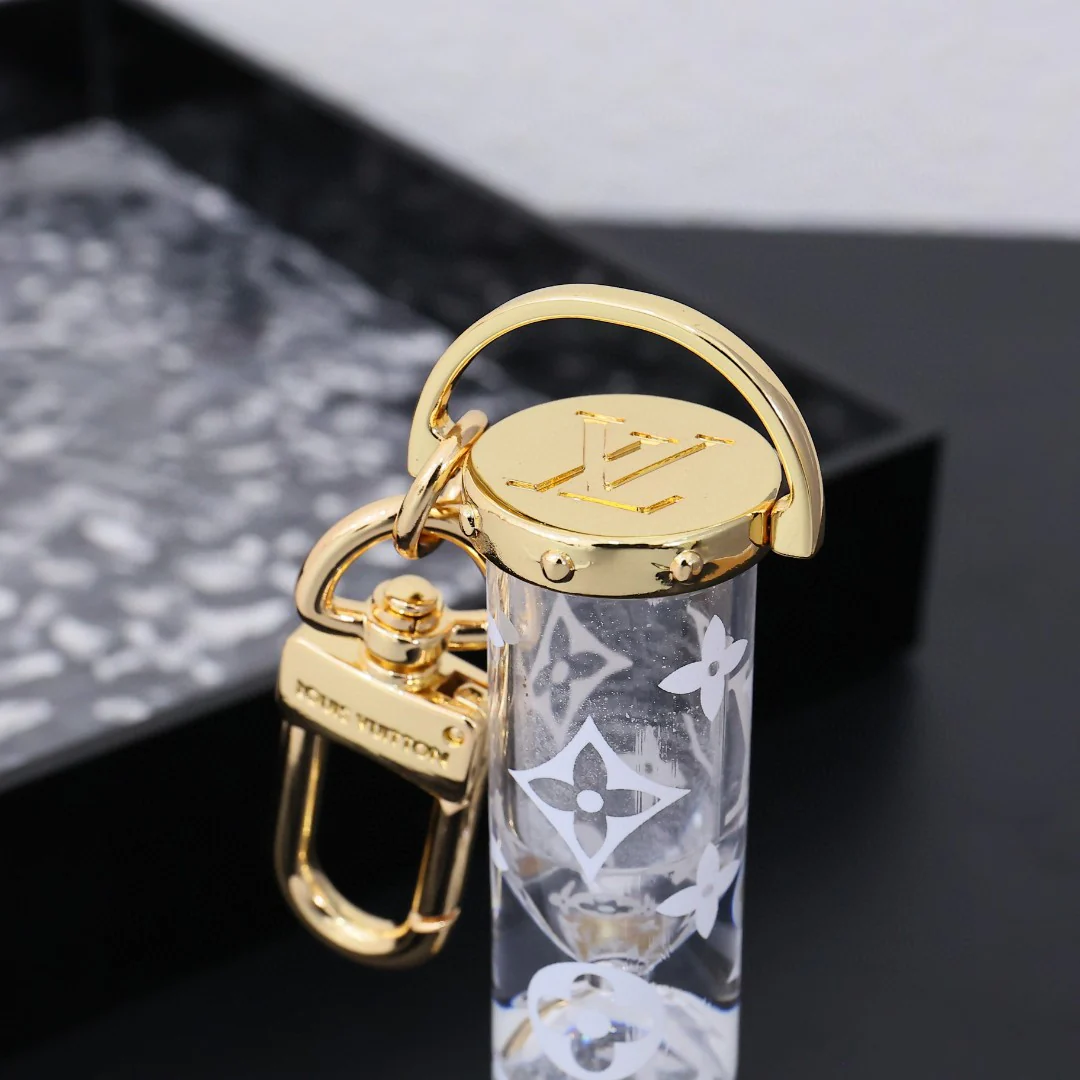 LVK096 Luxury designer Chromatic Keychain - ccjewelryacc