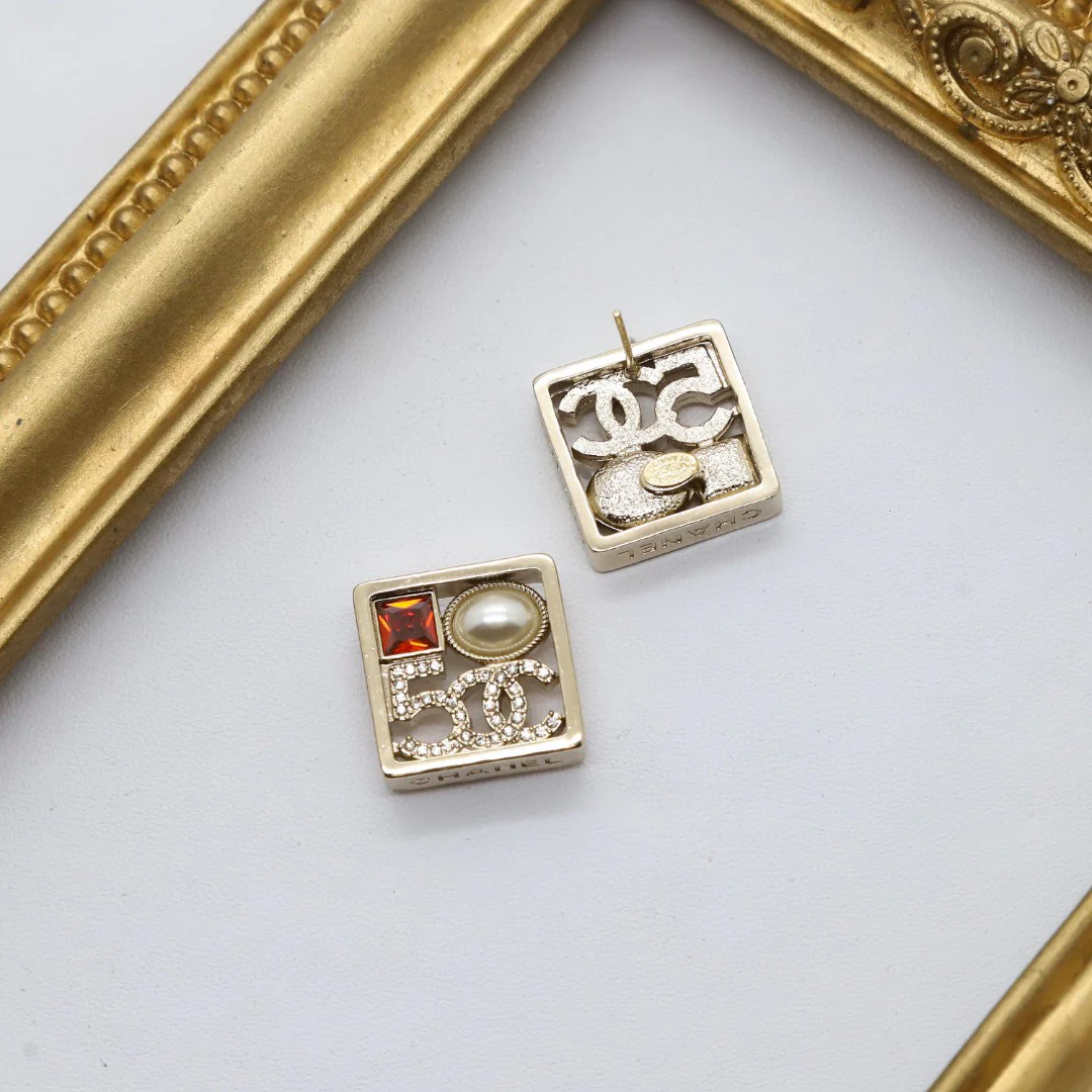 CCE404 High Quality CC stud earring - ccjewelryacc