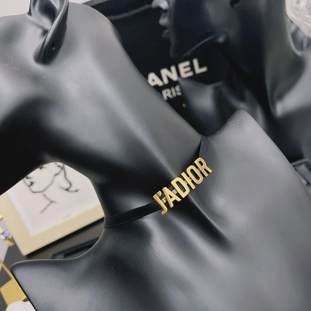 CDN010 CD Choker Necklace - ccjewelryacc