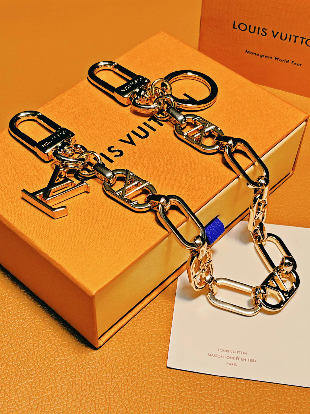 LVK101 Luxury designer Chromatic Keychain M00878 - ccjewelryacc