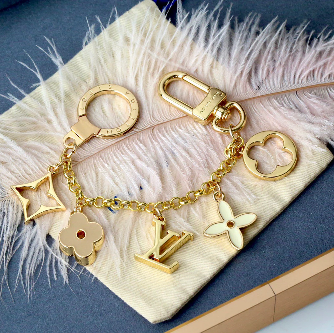 Luxury designer Keychain LVK046 - ccjewelryacc