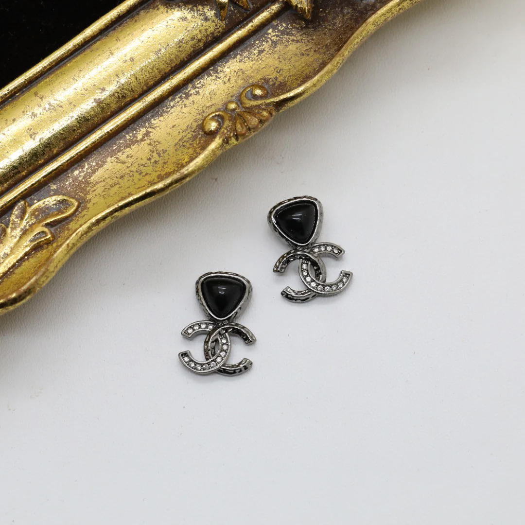 CCE475 High Quality Vintage CC earring - ccjewelryacc