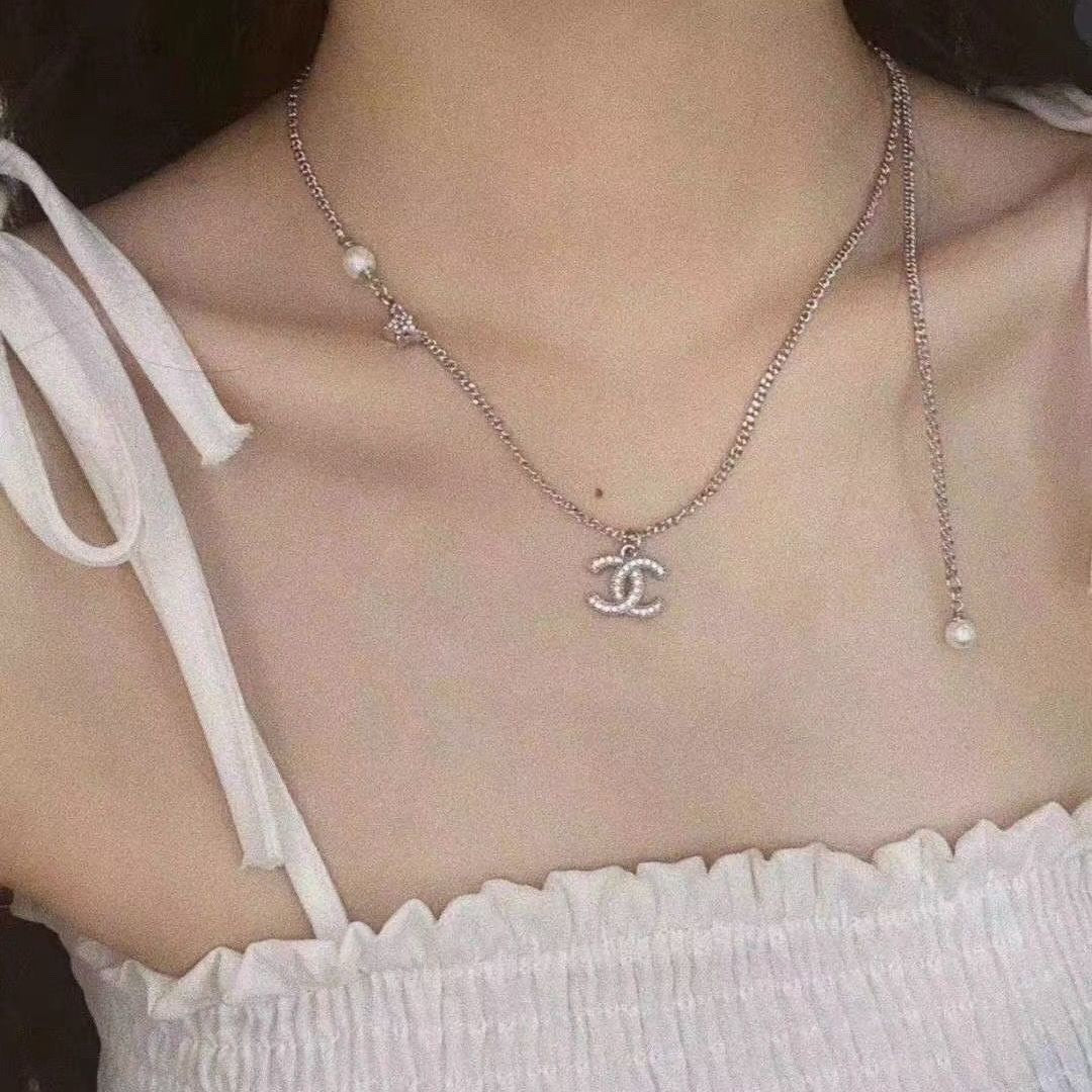 CCN033 Crystal CC logo and star pendant Necklace - ccjewelryacc