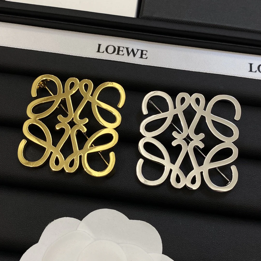 BLB003 Anagram brooch in metal - ccjewelryacc