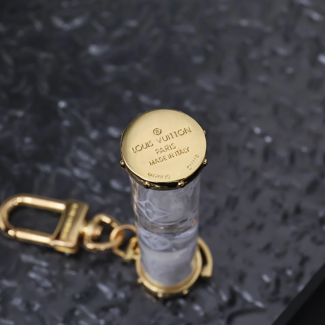 LVK096 Luxury designer Chromatic Keychain - ccjewelryacc