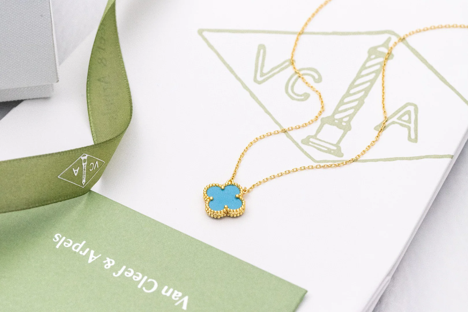 VCSV001 18k gold vintage alhambra bracelet 5 motif and necklace - ccjewelryacc