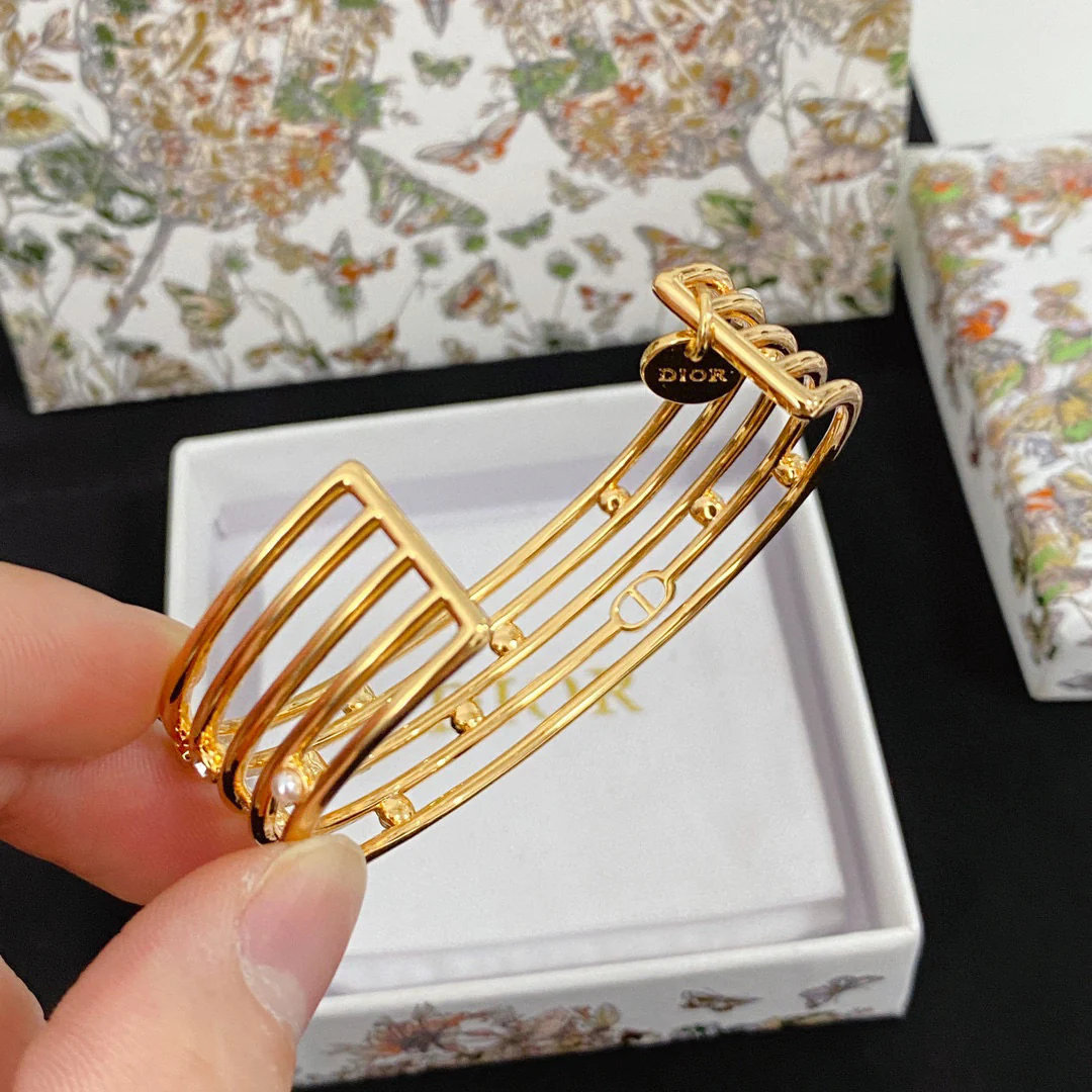 CDS096 High Quality Bracelet for Women - ccjewelryacc