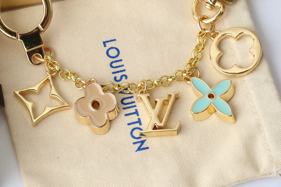 Luxury designer Keychain LVK047 - ccjewelryacc