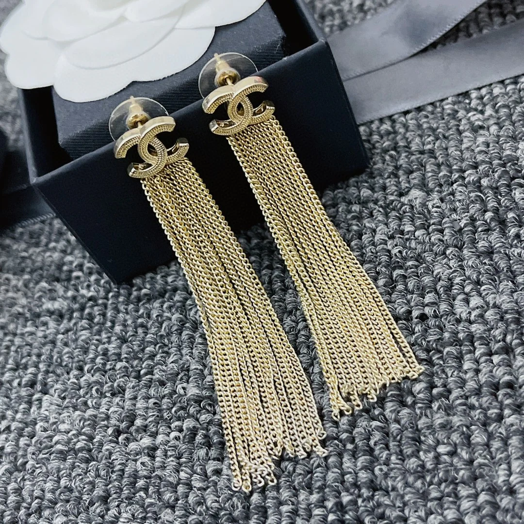 CCE091 Metal CC Logo with chain tassels earring - ccjewelryacc