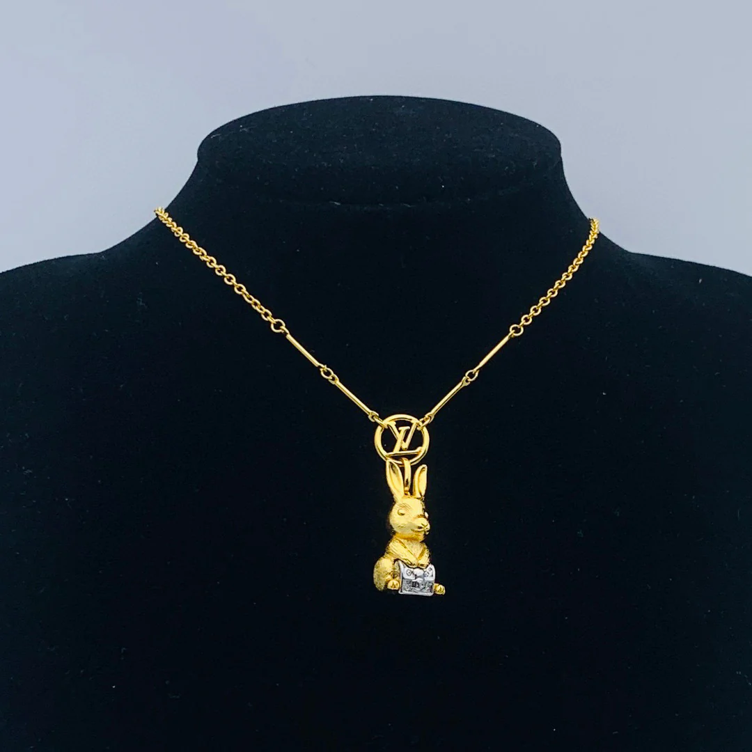 LVN039 High Quality Luxury Designer Pendant Necklace - ccfashionjewelry