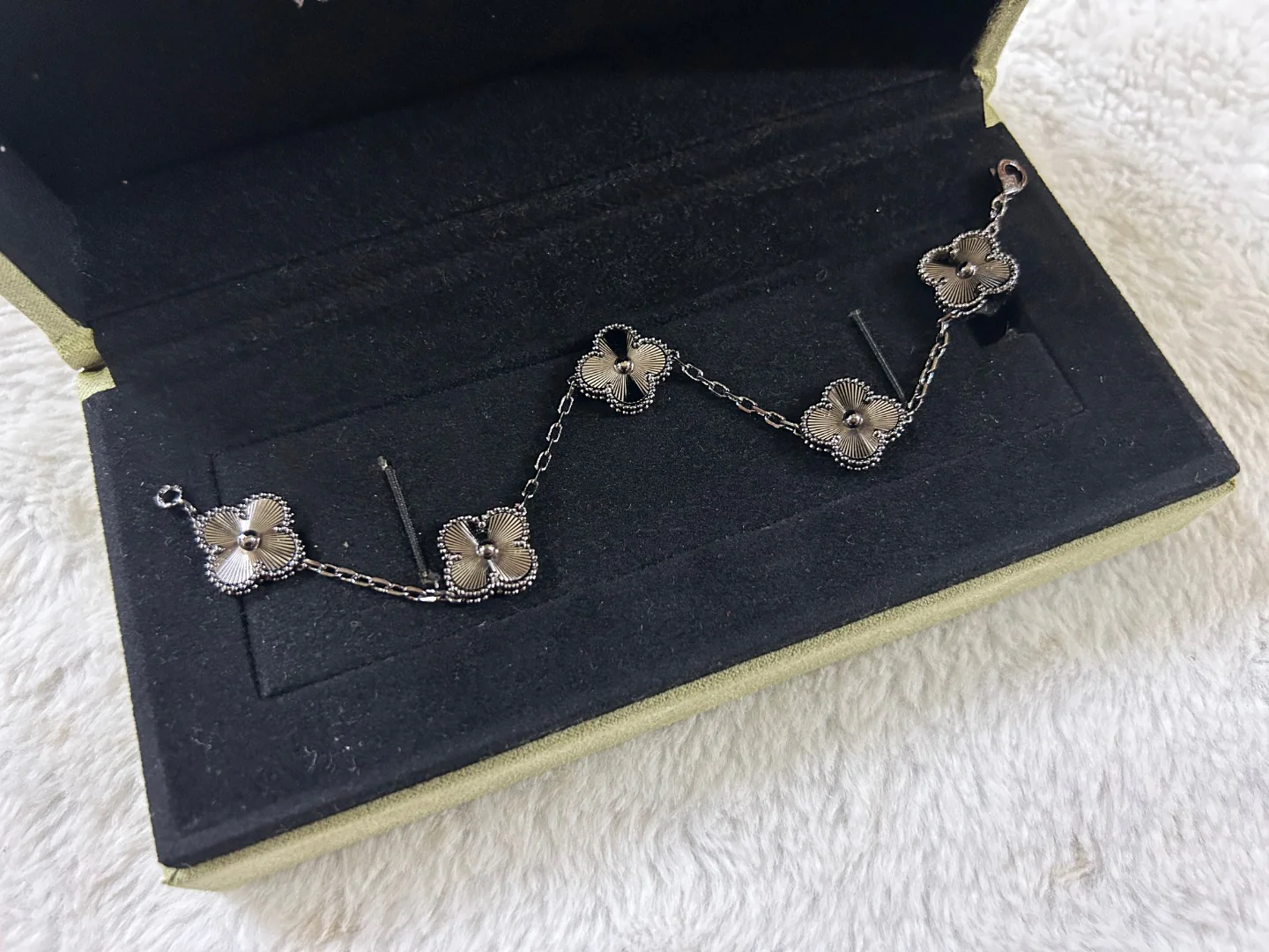 VCT003 High quality VCA Black Laser Clover Jewelry Set Necklace Brecelet for women - ccjewelryacc