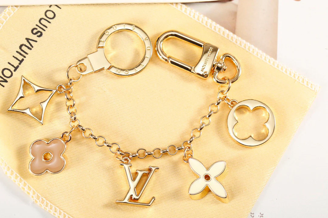 Luxury designer Keychain LVK046 - ccjewelryacc