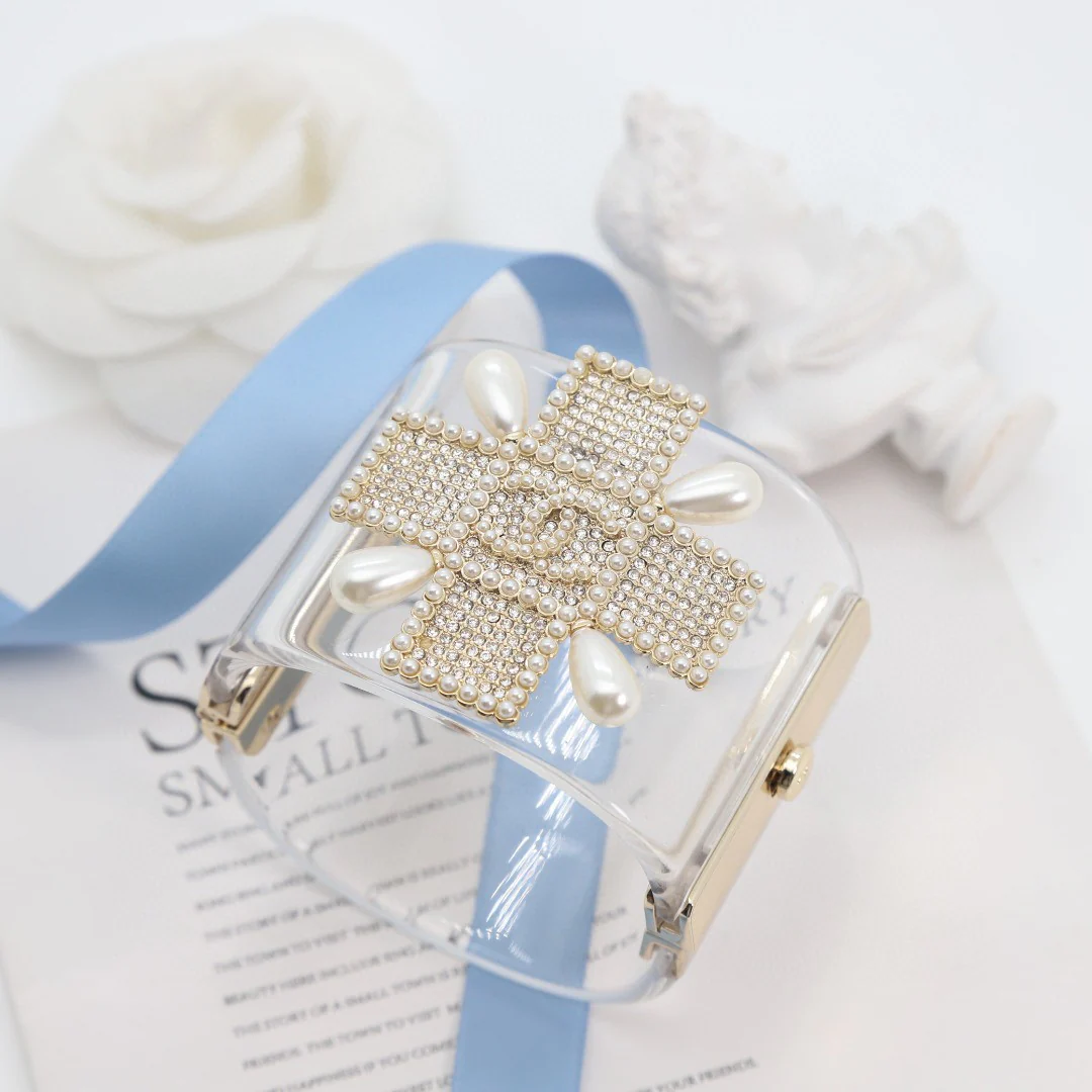 CCS077 Chanel large acrylic bracelet - ccjewelryacc