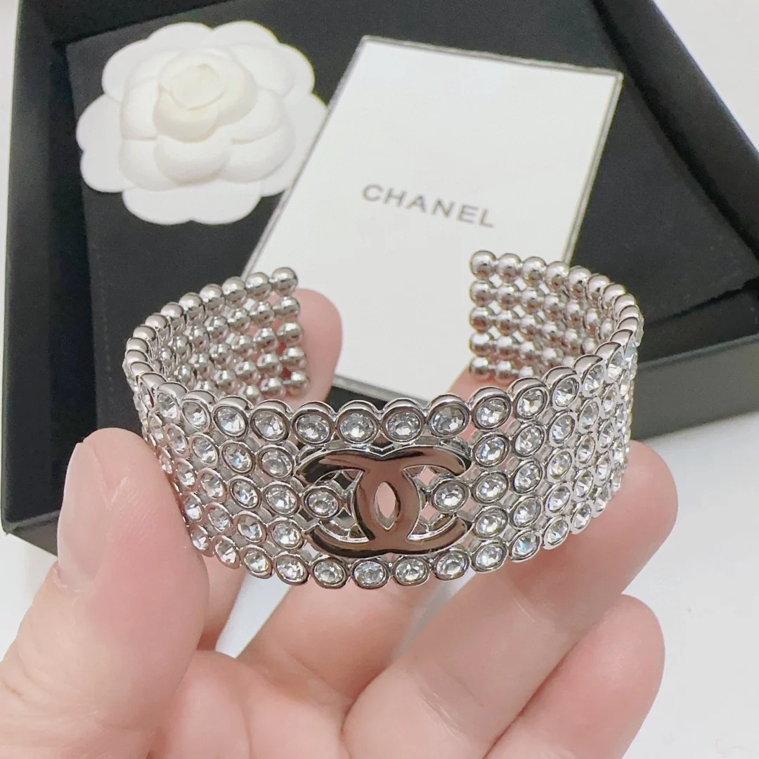 CCS084 Full diamond CC logo Bracelet cuff - ccjewelryacc