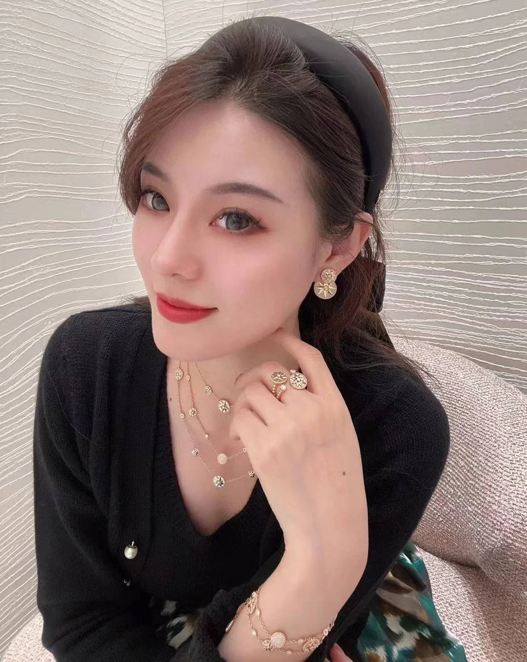 CDEV001 18K Gold Dior ROSE DES VENTS Earrings for Women - ccjewelryacc